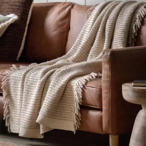 Side Fringe Cream Throw